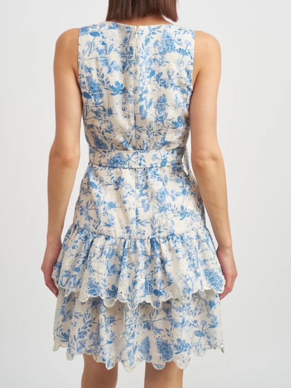 En Saison Blue and White Floral Square-Neck Tiered Mini Dress - Picture 2 of 7
